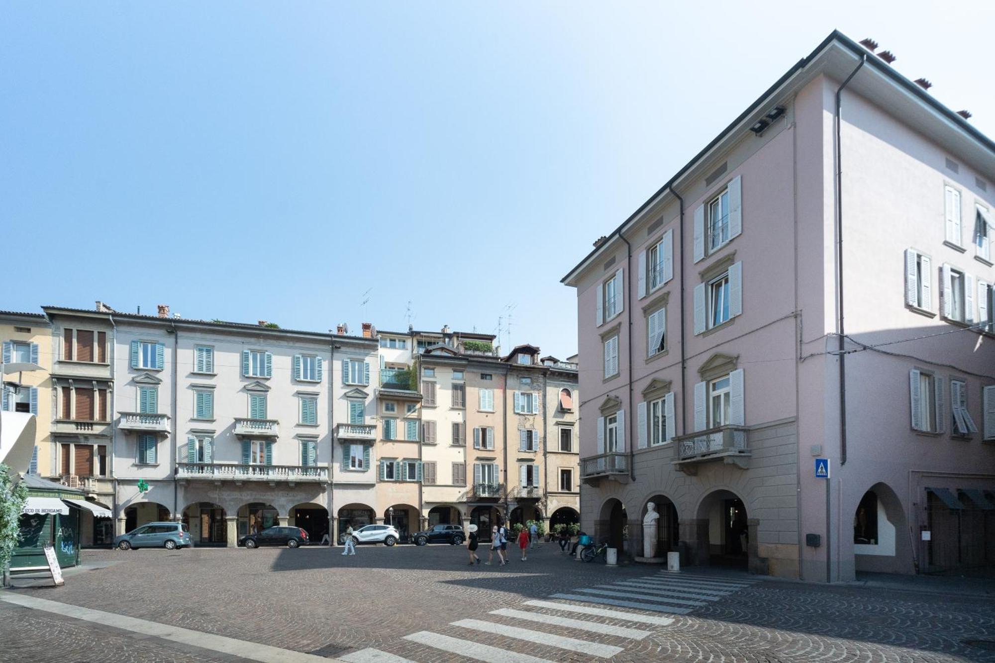 Al Donni Aircon City Center Bergamo Exterior foto